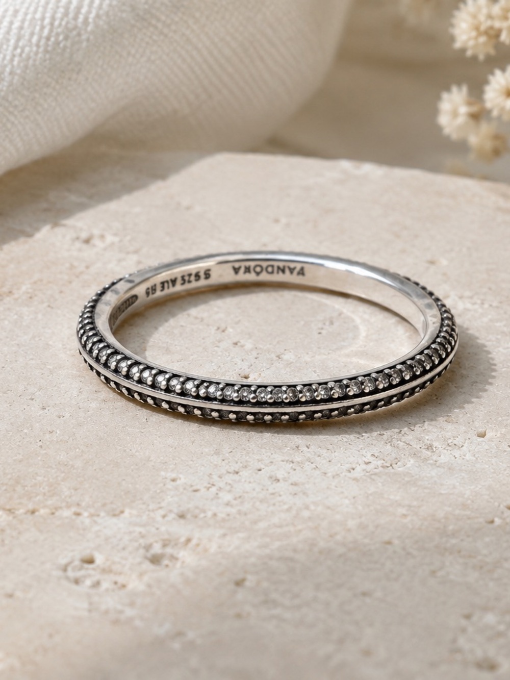 Pandora Sterling Silver RING 925 Size 8.5 (1.60g.)
